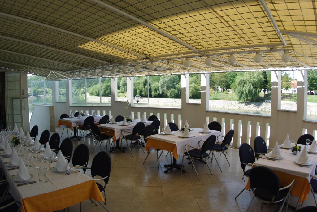 Hotel Sv. Mihovil Trilj Δωμάτιο φωτογραφία